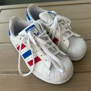 Boys Toddler Adidas Superstars size 11